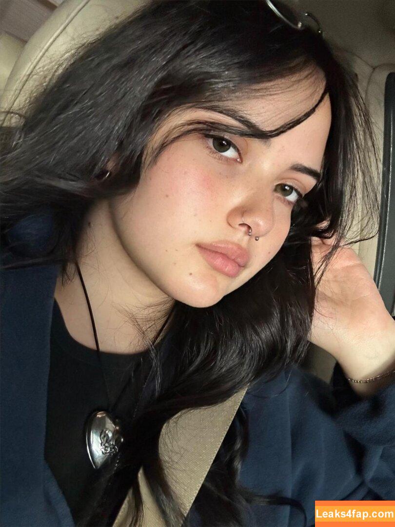 violet_harmon /  leaked photo photo #0007