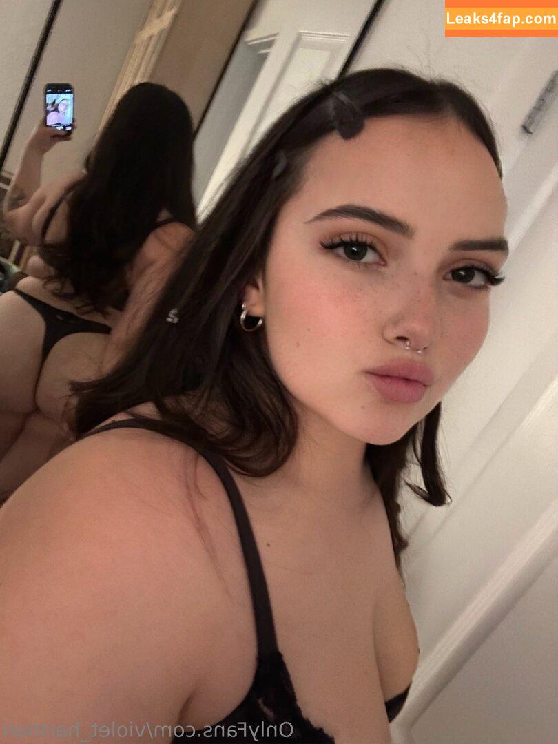 violet_harmon /  leaked photo photo #0015