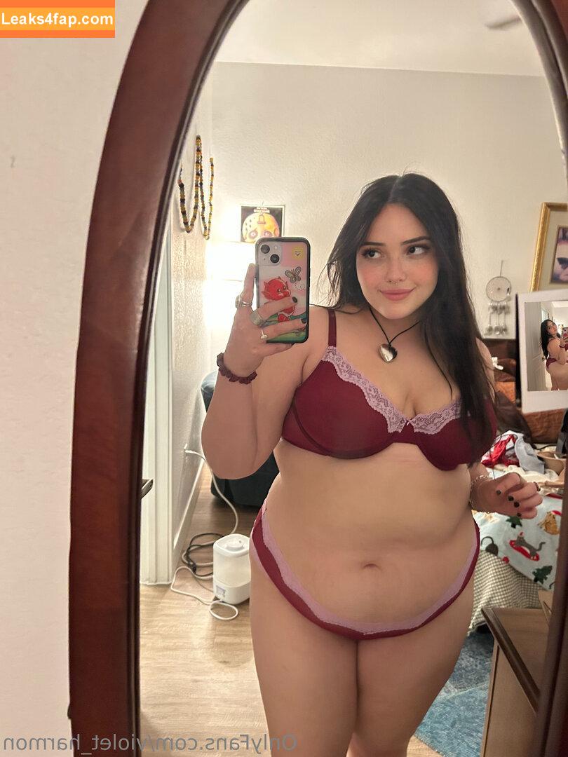 violet_harmon /  leaked photo photo #0022