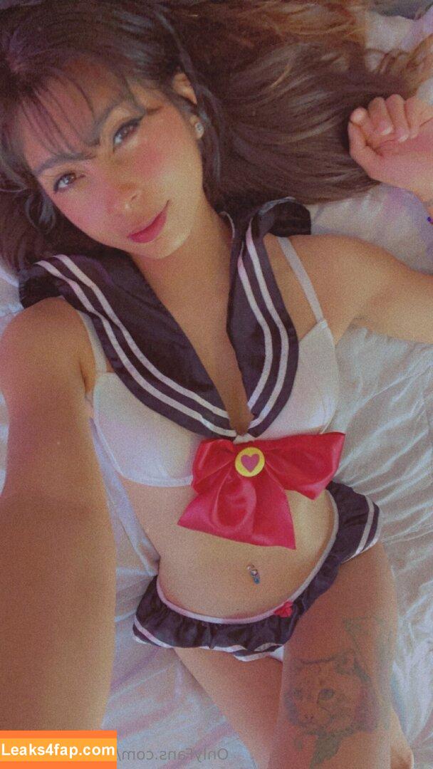 Violetttflowers / violet_flowers14 leaked photo photo #0047