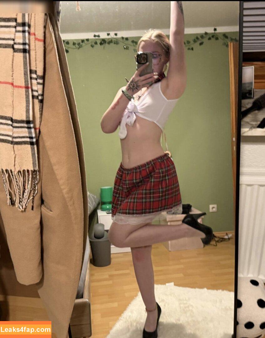 vivianwoywodt /  leaked photo photo #0005