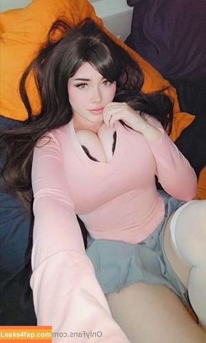 waifuflowerr photo #0014