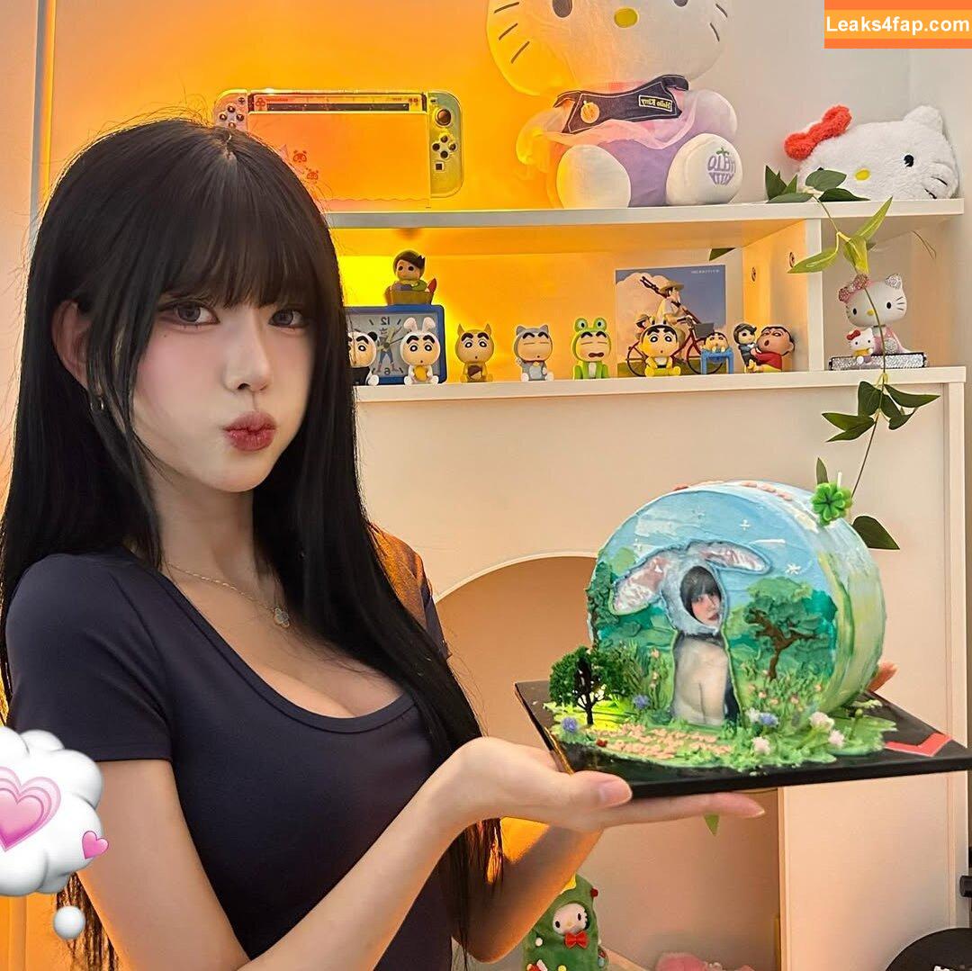 we8136 / suri_s2_ / 최솜이 leaked photo photo #0015