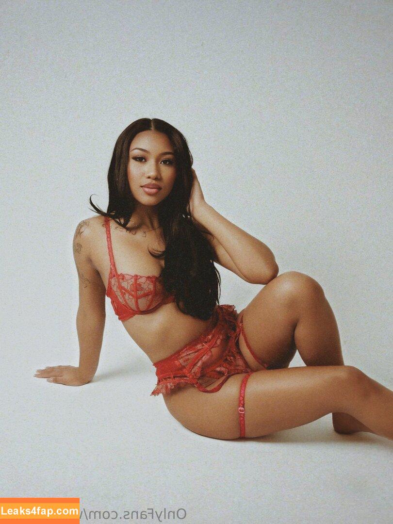 wetchinaaa Onlyfans leaks