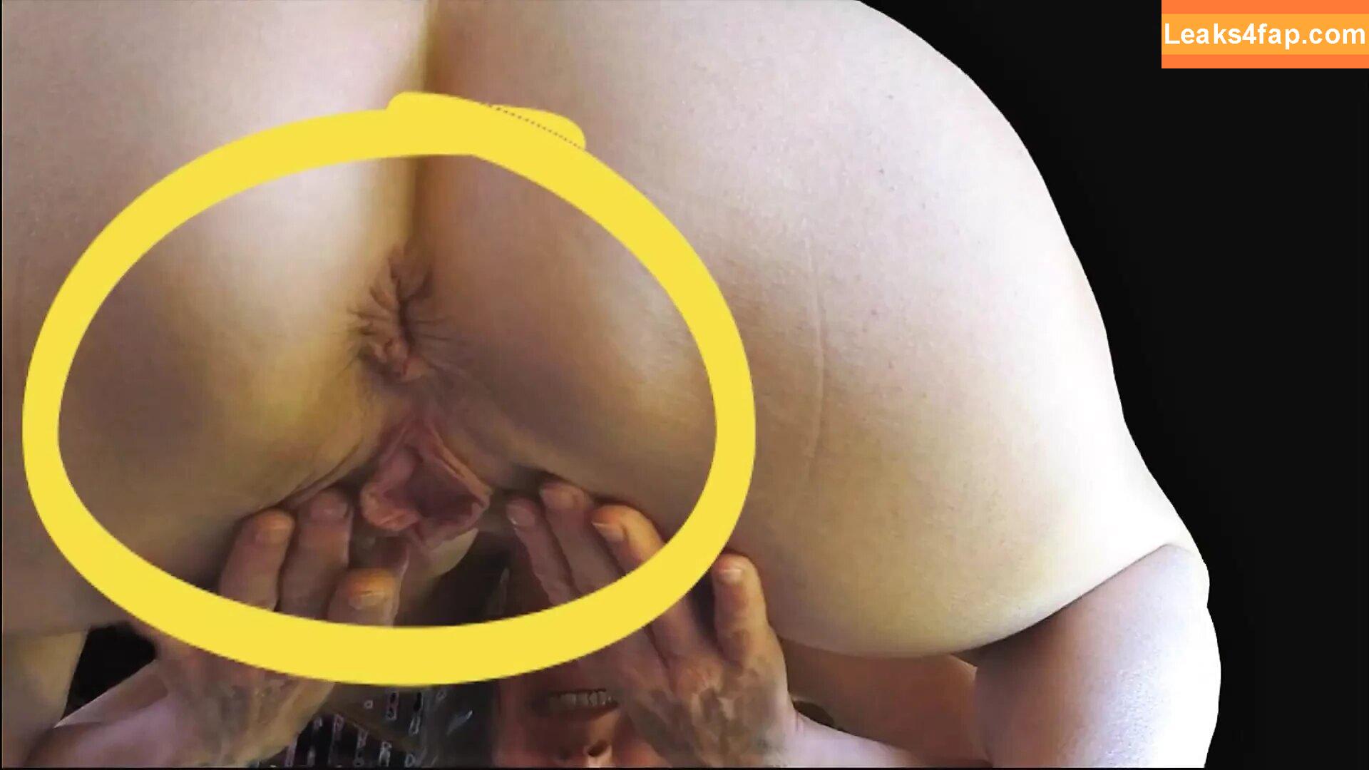 Whitneymiller /  leaked photo photo #0004
