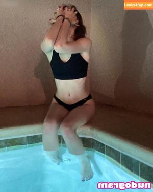 Willow Coppock photo #0029