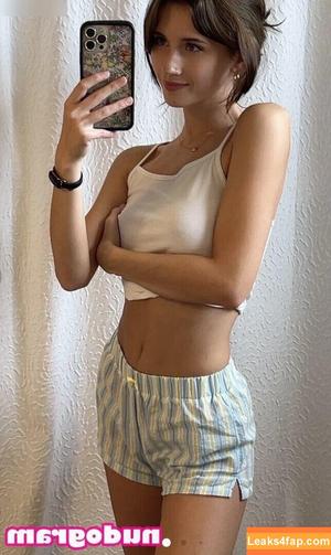 Willow Coppock photo #0127