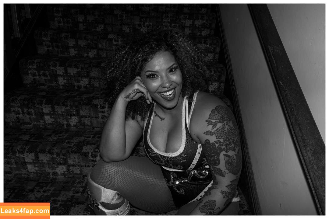 Willow Nightingale / willowwrestles слитое фото фото #0019