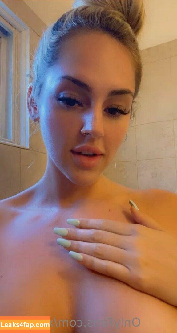 xeeleigh /  leaked photo photo #0091