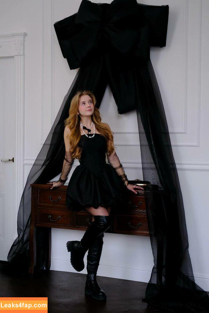 Xzwwass / angelicnymphh / sidoorovam leaked photo photo #0165