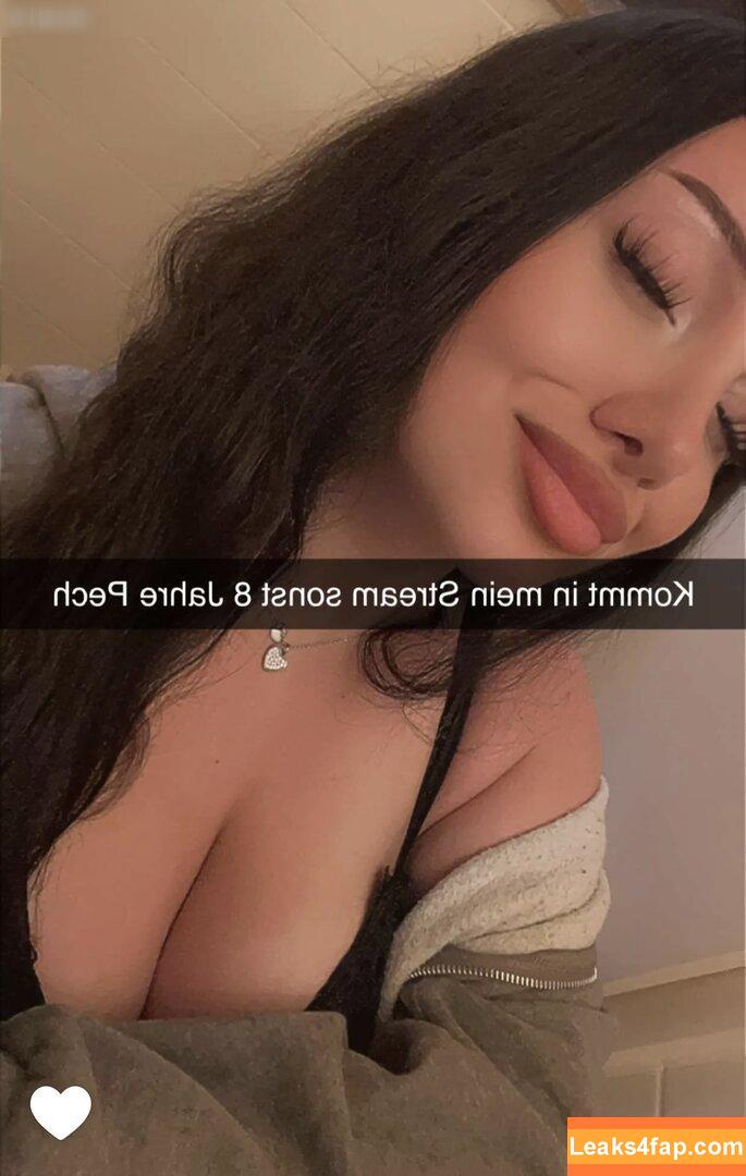 yasilisches /  leaked photo photo #0070