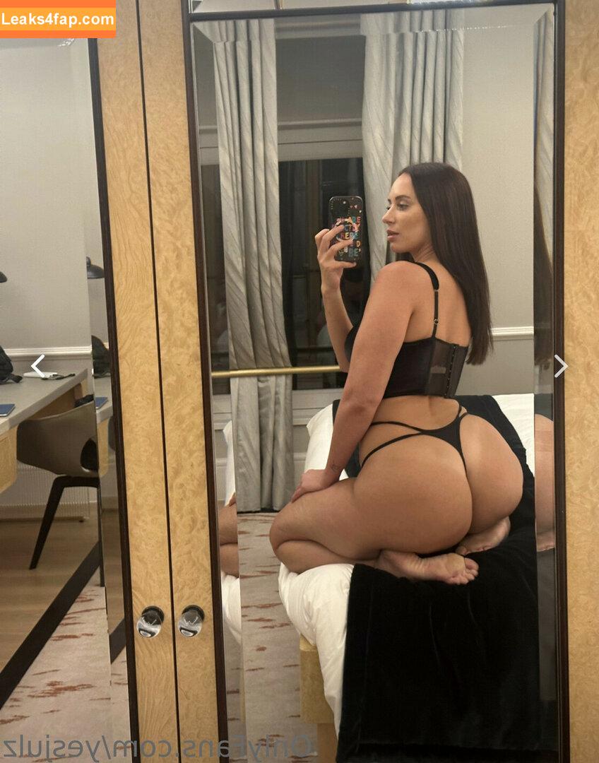 Yesjulz leaked photo photo #0111