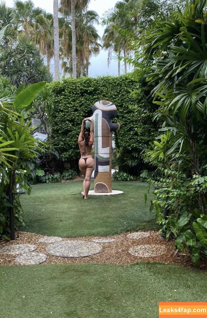 Yesjulz leaked photo photo #0140
