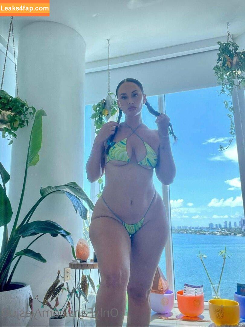 Yesjulz leaked photo photo #0215