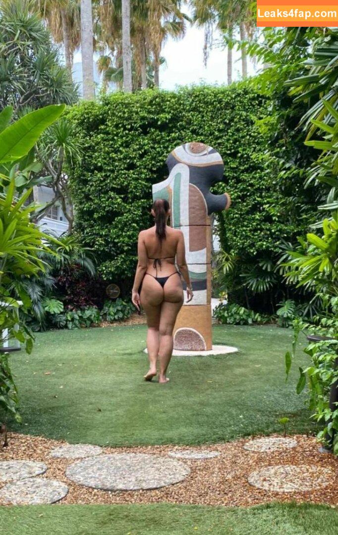 Yesjulz leaked photo photo #0224