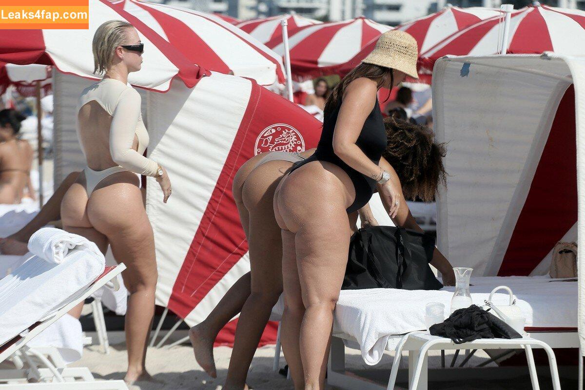 Yesjulz leaked photo photo #0229