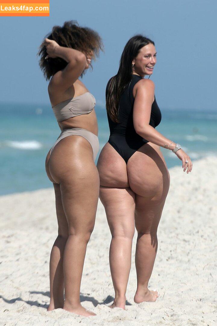 Yesjulz leaked photo photo #0241