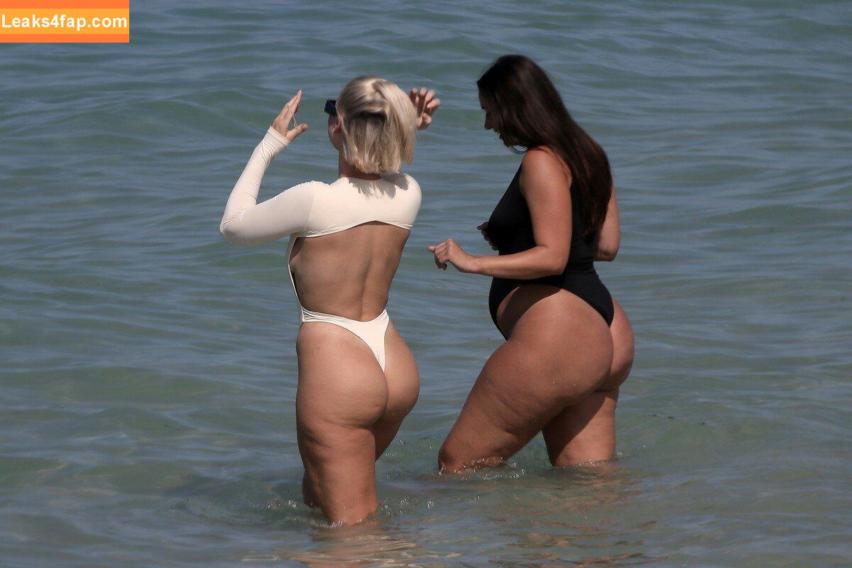 Yesjulz leaked photo photo #0247