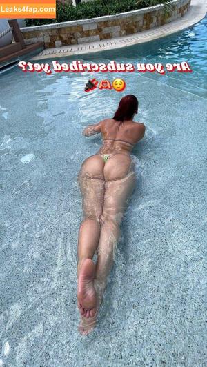 Yesjulz photo #0039