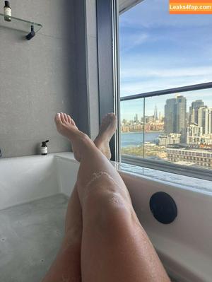 Yesjulz photo #0056