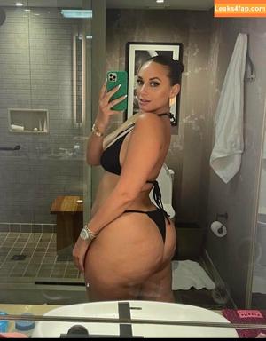 Yesjulz photo #0175