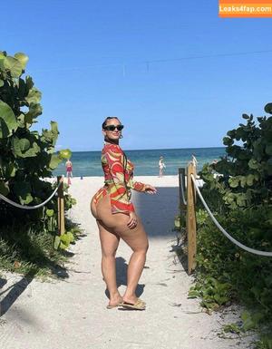 Yesjulz photo #0213