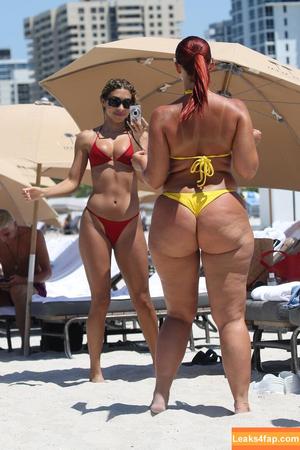 Yesjulz photo #0320