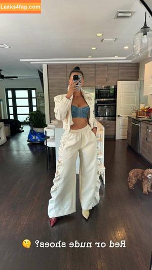 Yesjulz photo #0424