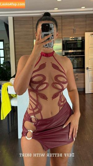 Yesjulz photo #0426