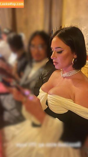 Yesjulz photo #0435