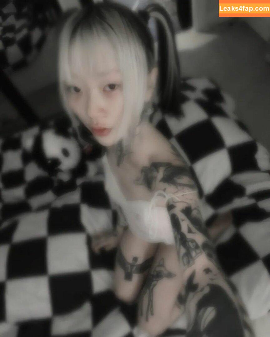 yeule / yeul_e leaked photo photo #0021