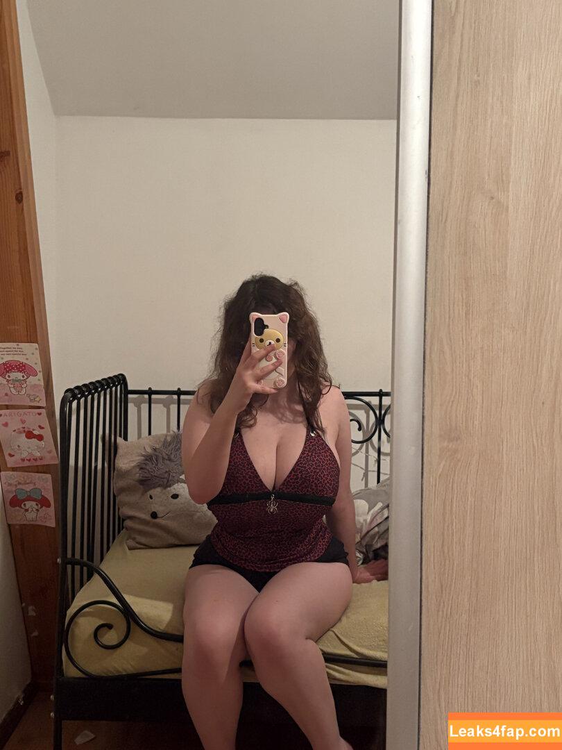 Ygwbt /  слитое фото фото #0245