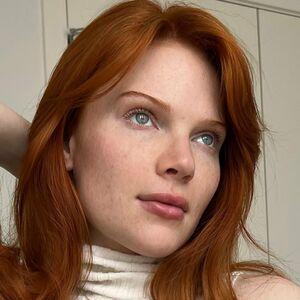 Your Little Red Head фото #0012
