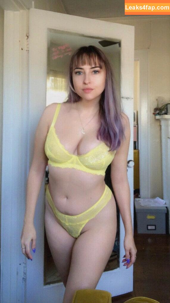 yourlilmeow /  leaked photo photo #0007