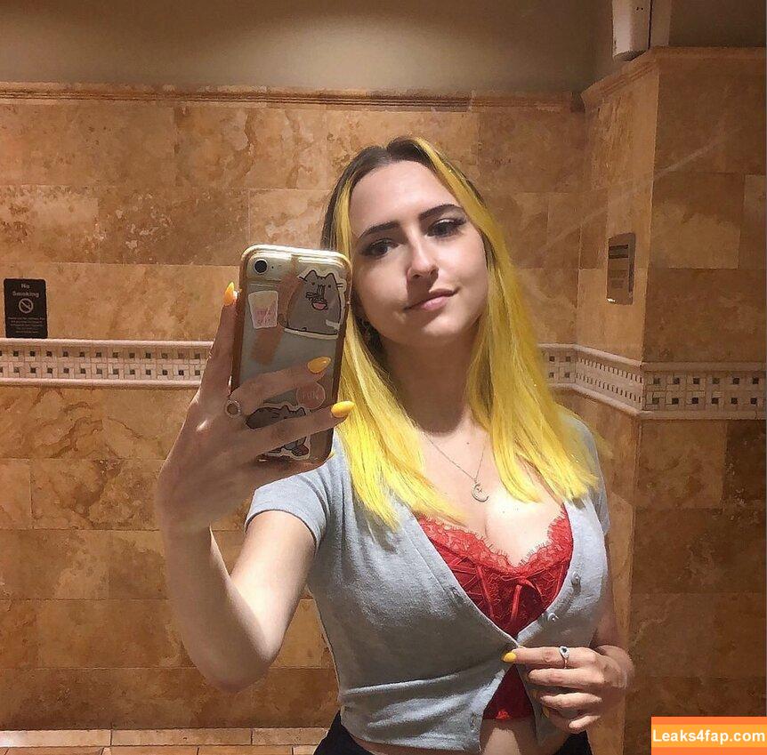 yourlilmeow /  leaked photo photo #0015