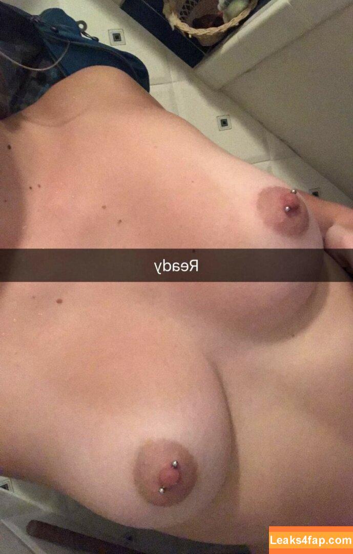 yourpuppygirl / puppy_girl_jenna / puppygirljenna leaked photo photo #0075