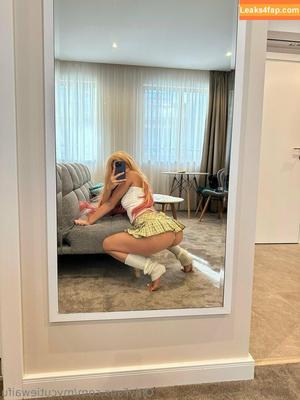 yourtinygf photo #0047