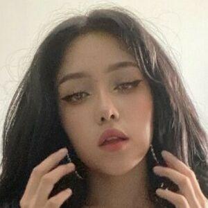 _.yozzzi._ photo #0008