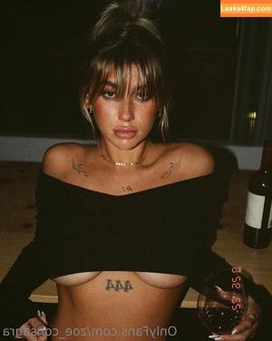 Zoe Consagra photo #0111
