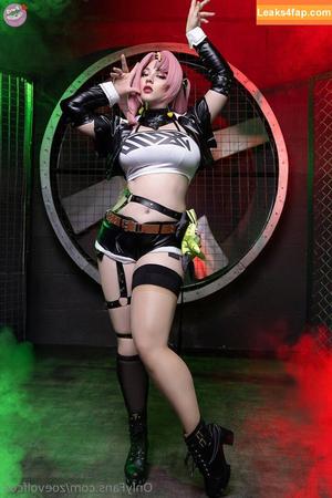 zoevolfcos photo #0029