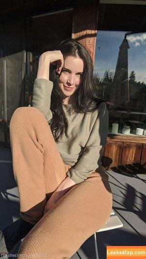 aellagirl photo #0121