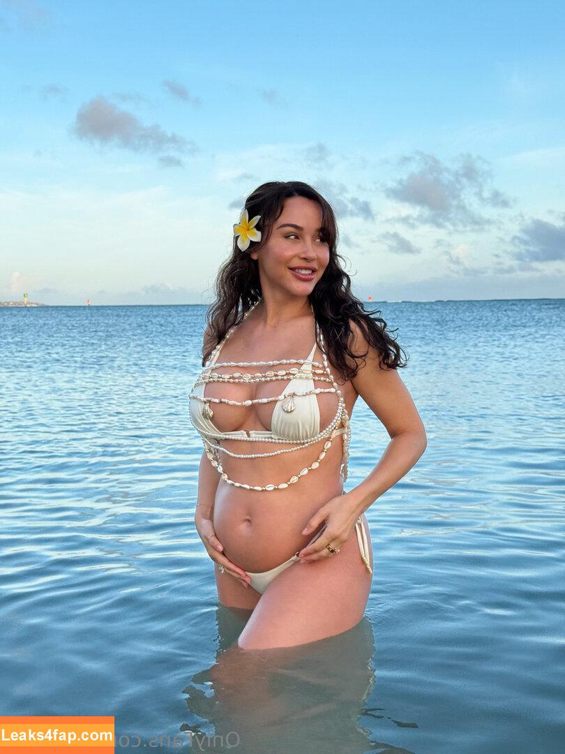 anacheri /  leaked photo photo #0001