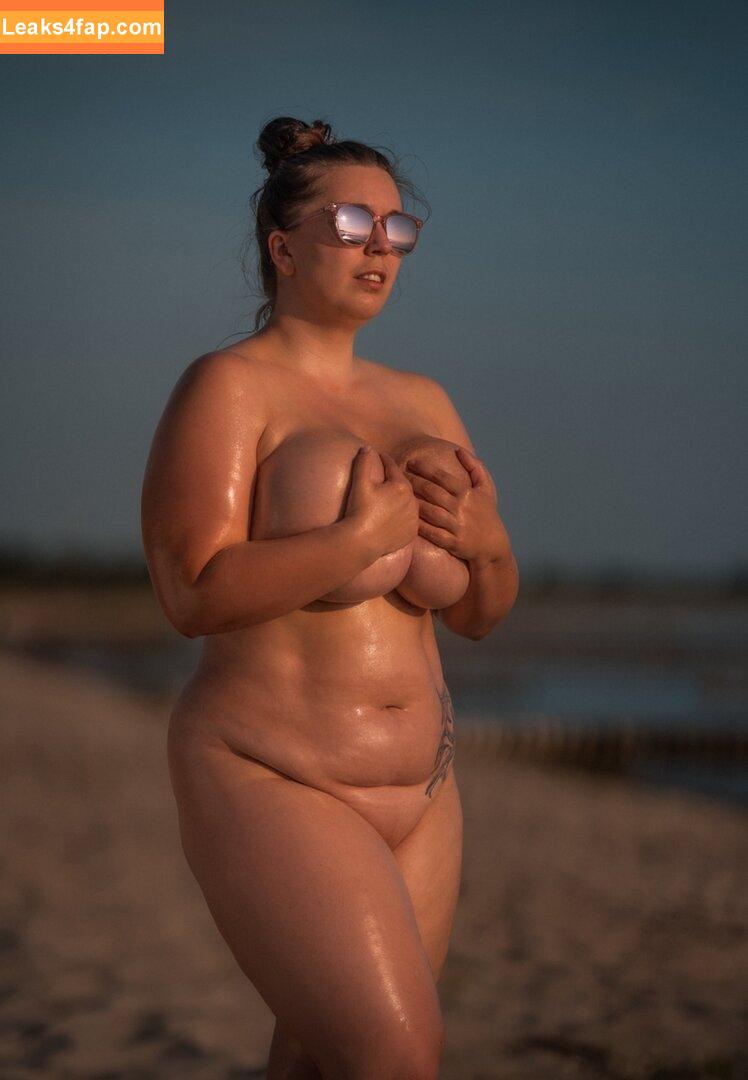 _bella_mona_ /  leaked photo photo #0009