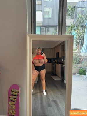 bellebrooksxo photo #0063