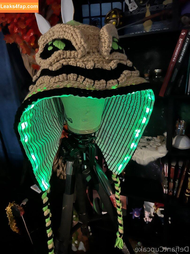 defiantcupcake / defiantcupcakeofficial leaked photo photo #0022