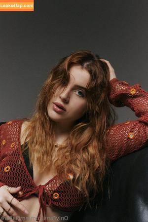 emiliallure photo #0013