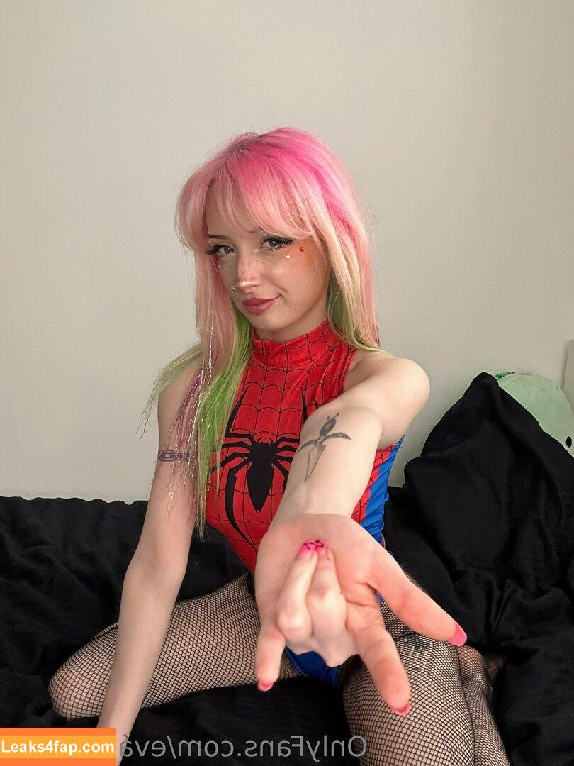 EvaViolet / evaaviolett leaked photo photo #0035