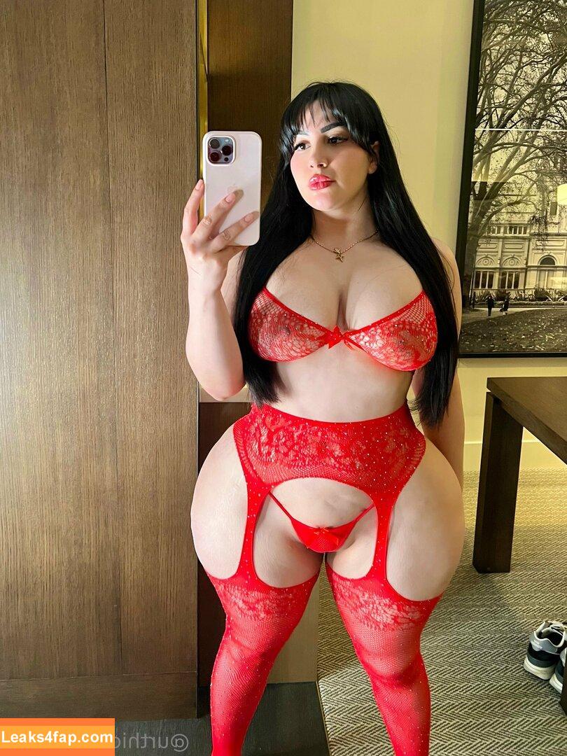 foreignamira / Ameliasocurvy / ameliasocurvyy / amirathick слитое фото фото #0007