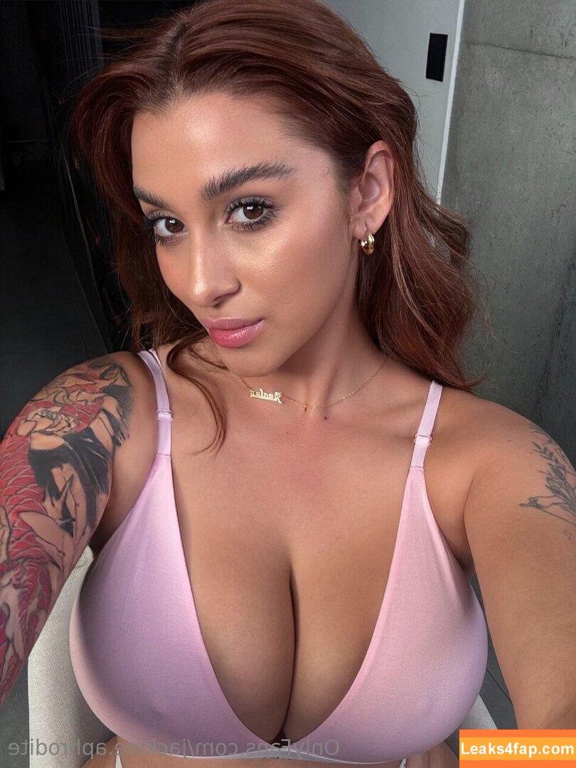 Jackiebabigirl / jackie_looves18 leaked photo photo #0003