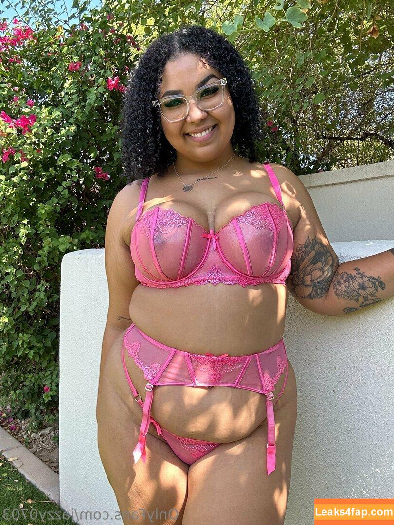 jazzy0703 / jazdubois / jazzyof09 leaked photo photo #0008
